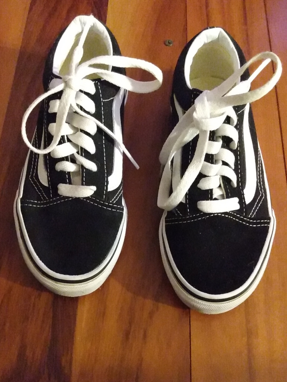 Vans Off the Wall Size 1 Boys Black & White Canvas Sneakers